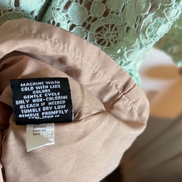 Victoria Beckham X Target Spring Green Long Sleeve Dress - Picture 6 of 9